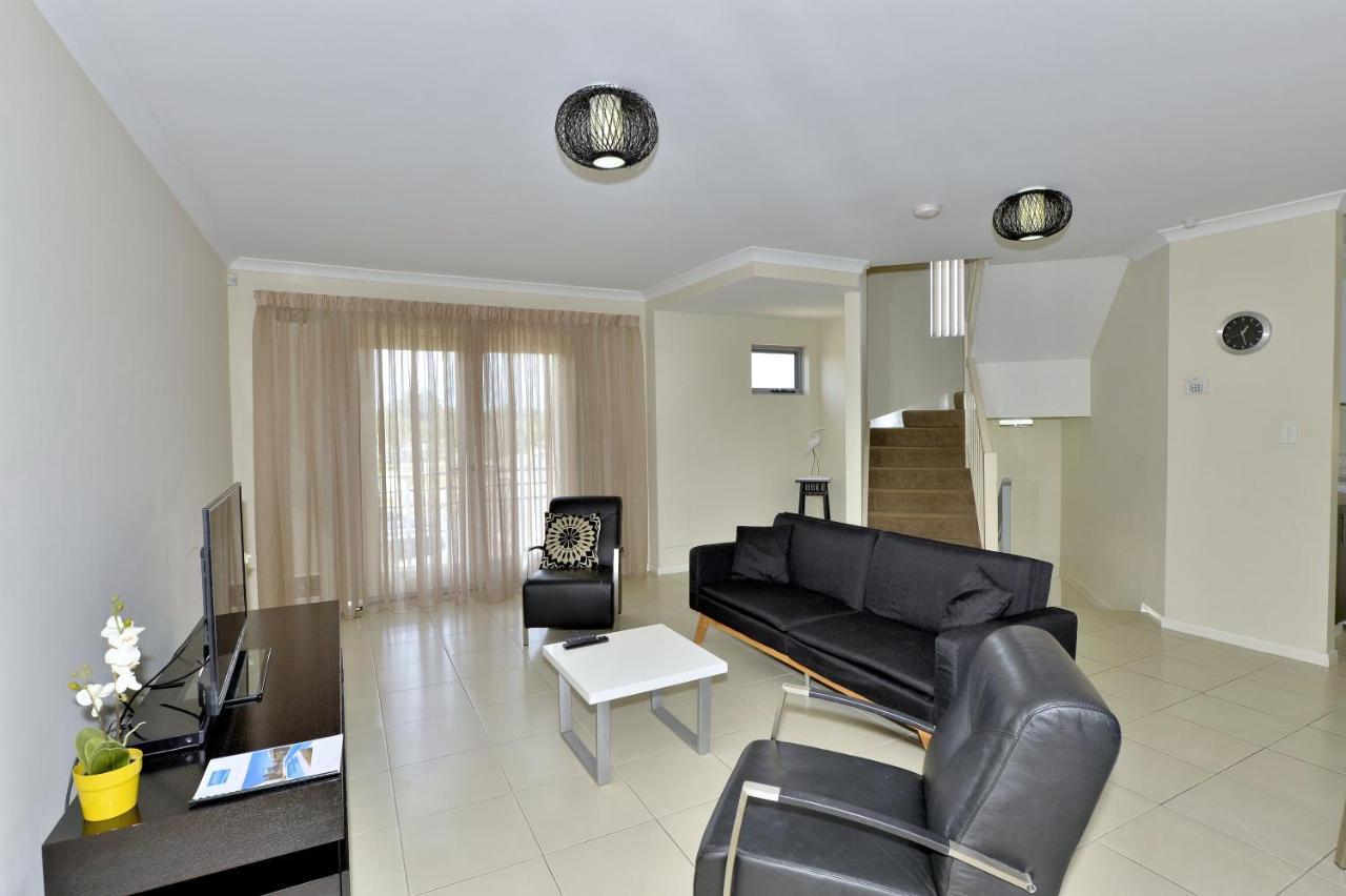 Serenity On The Terrace Mandurah Bagian luar foto