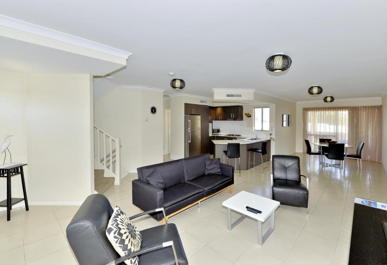 Serenity On The Terrace Mandurah Bagian luar foto